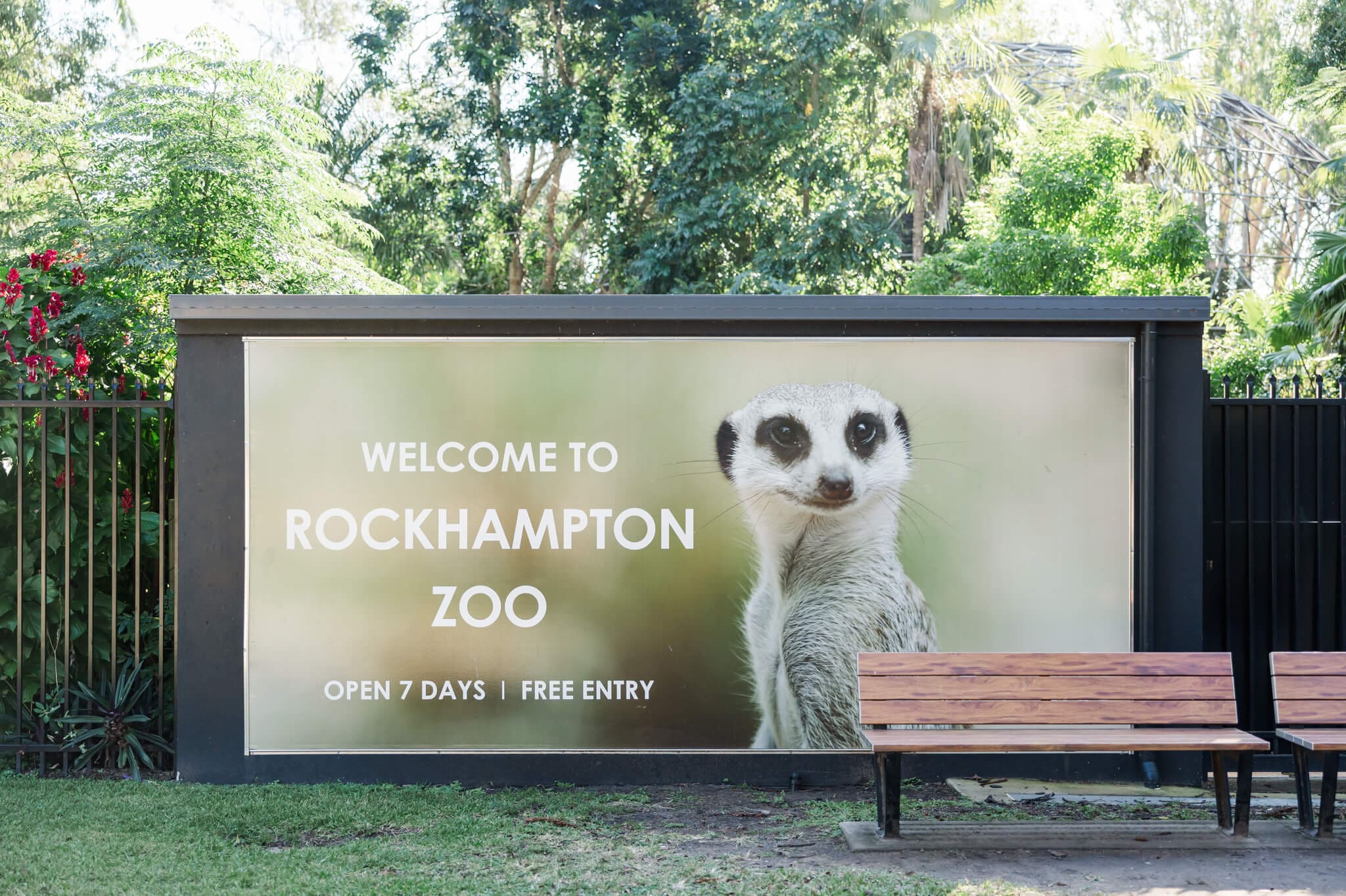 Welcome sign at the Rockhampton Zoo.