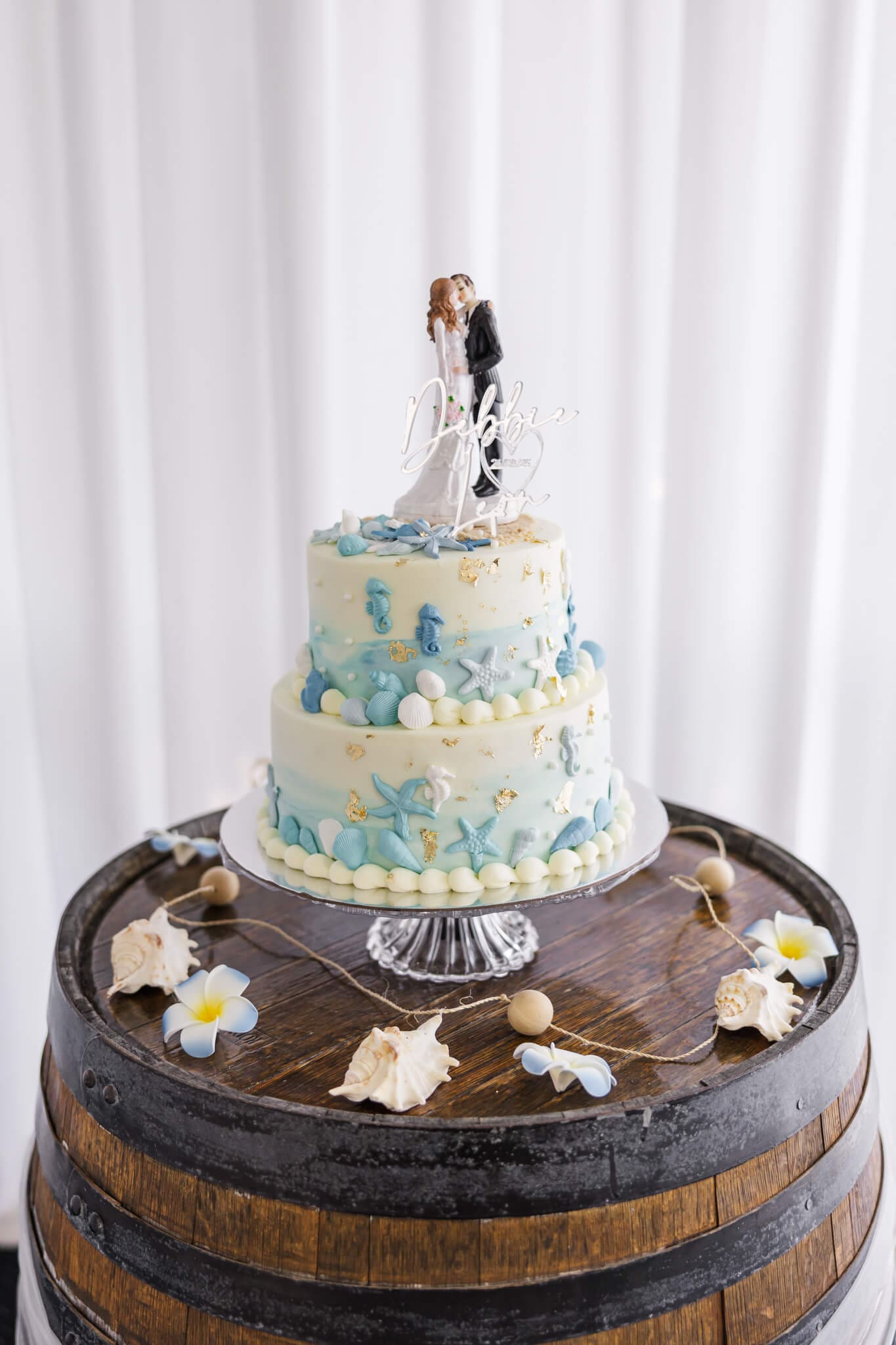 Wedding cake details. Captured by Julie-Anne Photography, Yeppoon.