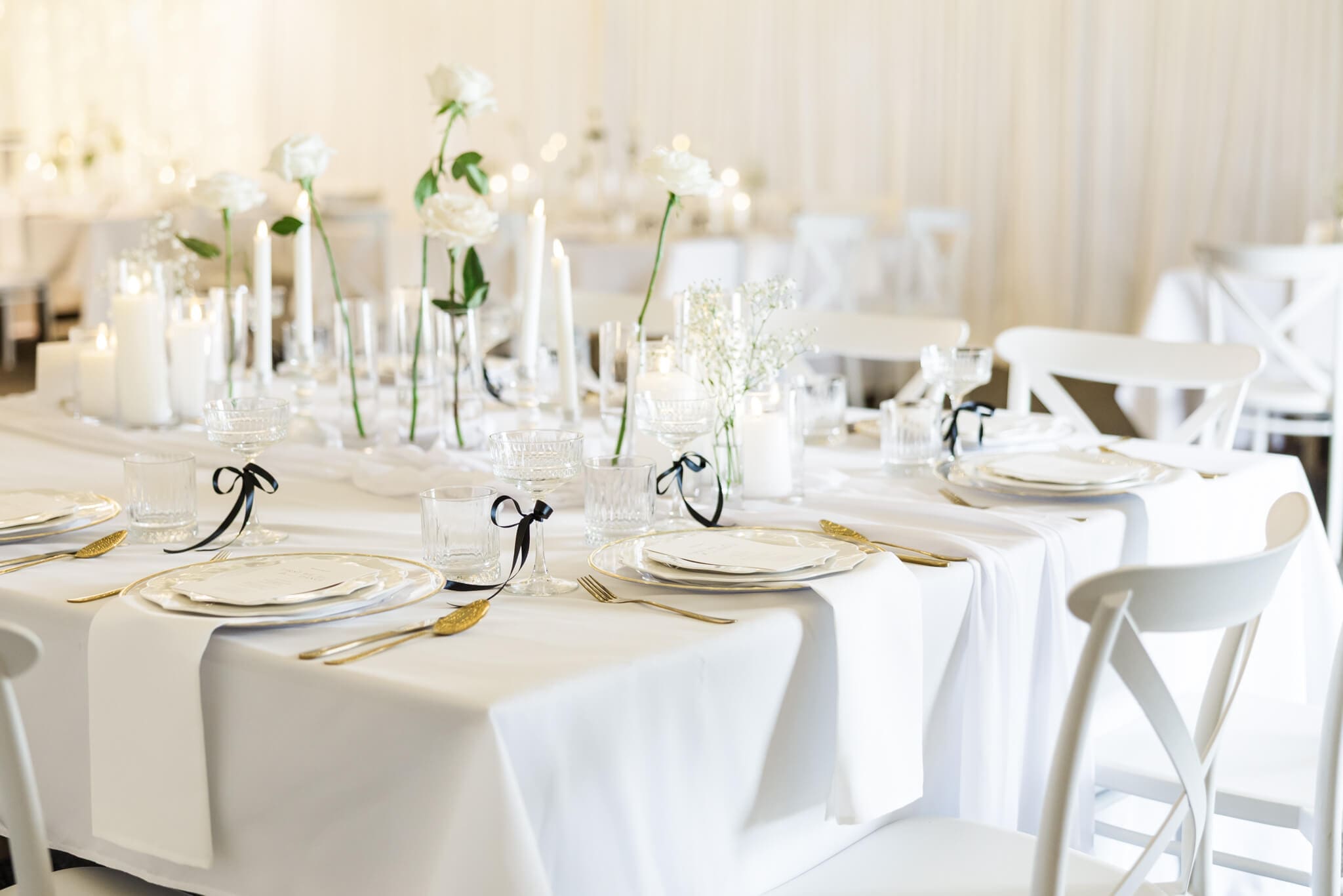 Full styling service by the Lookout Woodbury. Captured by Julie-Anne Photography. Yeppoon, Queensland.