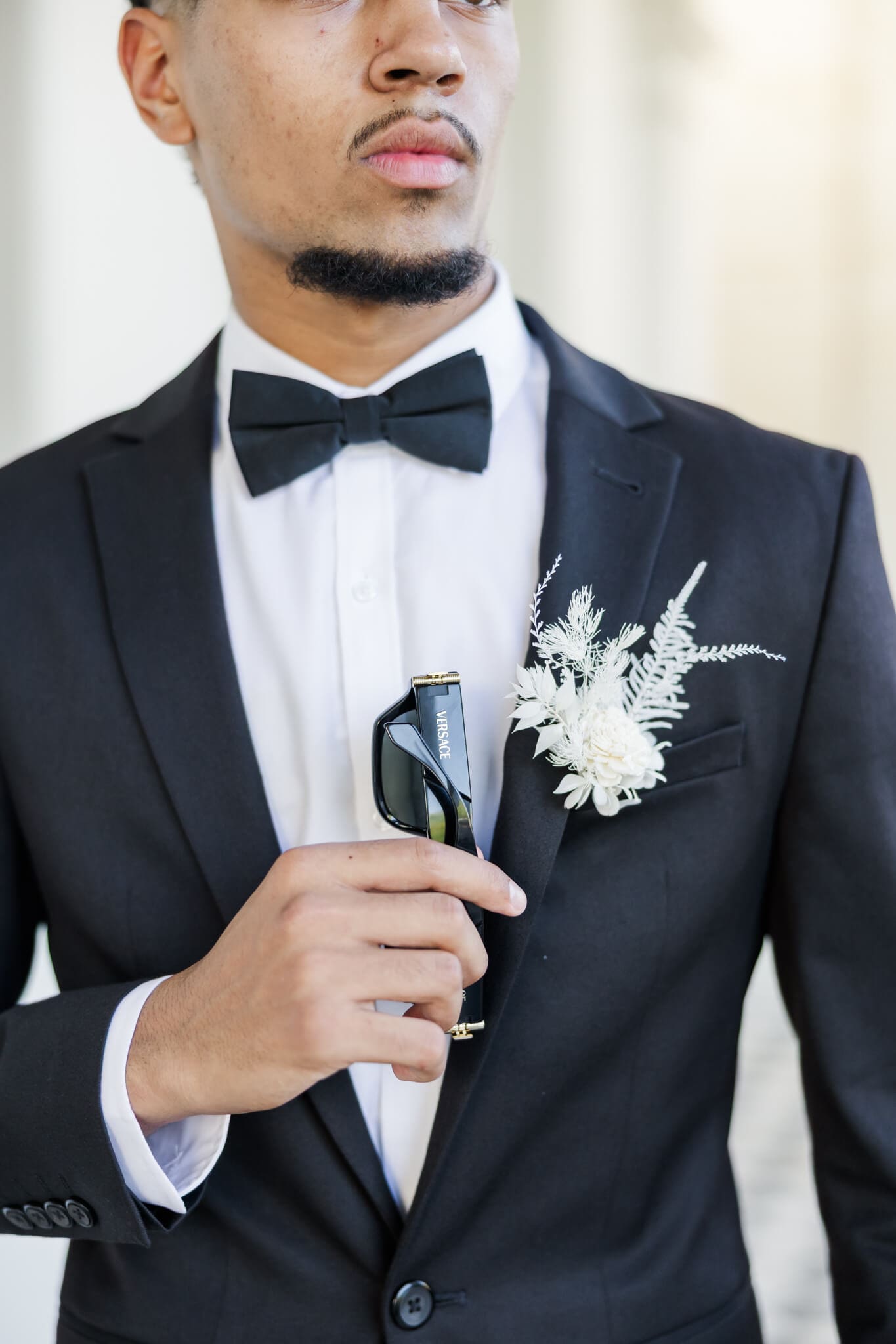 Example of a boutonniere piece created by Lilly and Lotus, a popular Rockhampton florist.